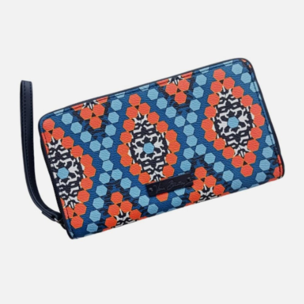 Vera Bradley Womens Purse Wallet Rectangular multicolor Zip ID Card Coin Holder - Picture 1 of 8